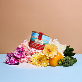 Le Saunier De Camargue fleur de sel dessert hints at balanced savory-sweet notes.