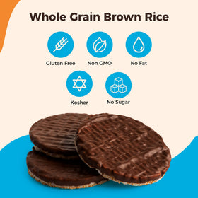 Banana slices on Lieber's chocolate rice cake for a flavorful pair.