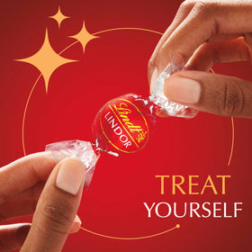 Lindt LINDOR individually wrapped truffles, ideal for sharing and freshness.
