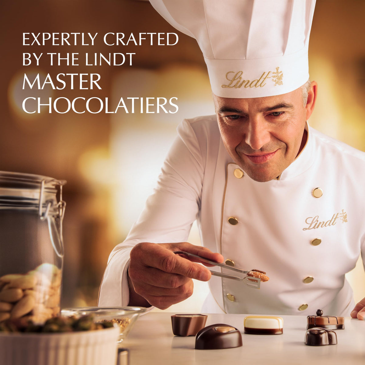 Lindt Perle de Cacao praline close-up with glossy finish.