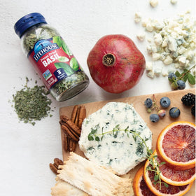 Litehouse Freeze Dried Basil Leaves in tomato sauce provides quick flavor lift