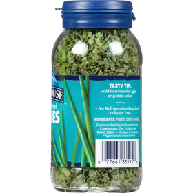 Litehouse Freeze-Dried Parsley flakes sprinkled over dish for fresh effect.