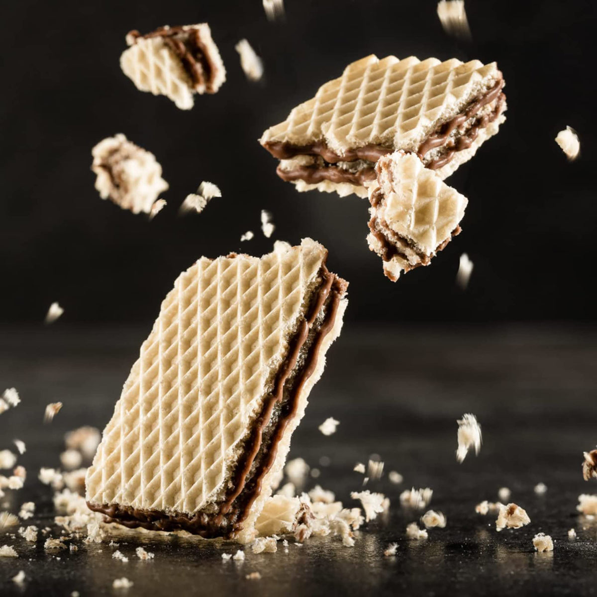 Loacker Classic Chocolate Wafers highlight three wafer layers and two chocolate fillings.