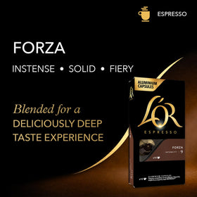L'OR Forza espresso crema close-up after brewing.