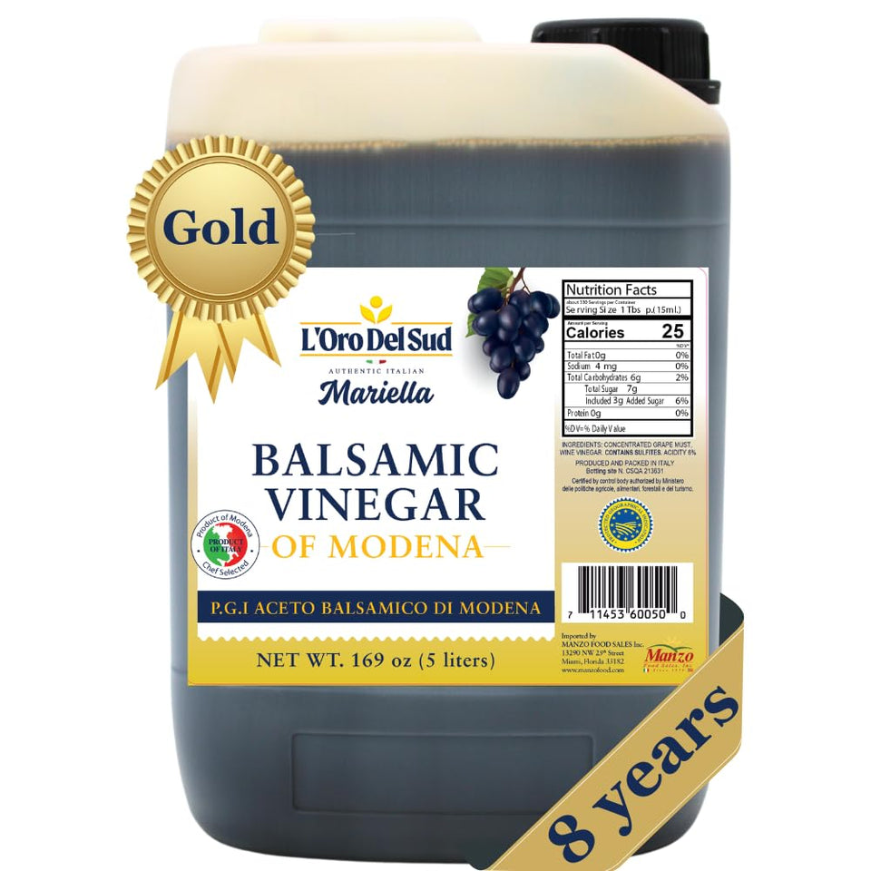 L'Oro Del Sud Gold Label bottle gleams with rich 8-year aged balsamic.