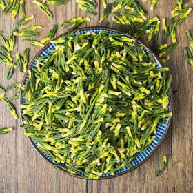 LUCENTIS natural lotus plumule collection highlights harvest quality