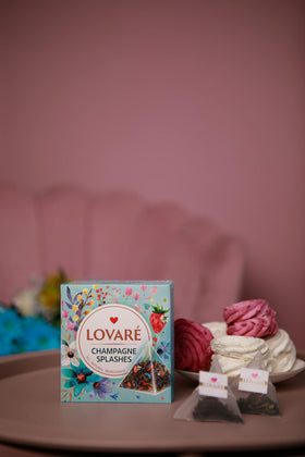 LOVARE 1001 Nights pyramids close-up showing deep blend for a flavorful cup.
