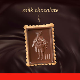 Twin sleeves packing preserves freshness; LU Petit Ecolier cookies stay crisp during events.