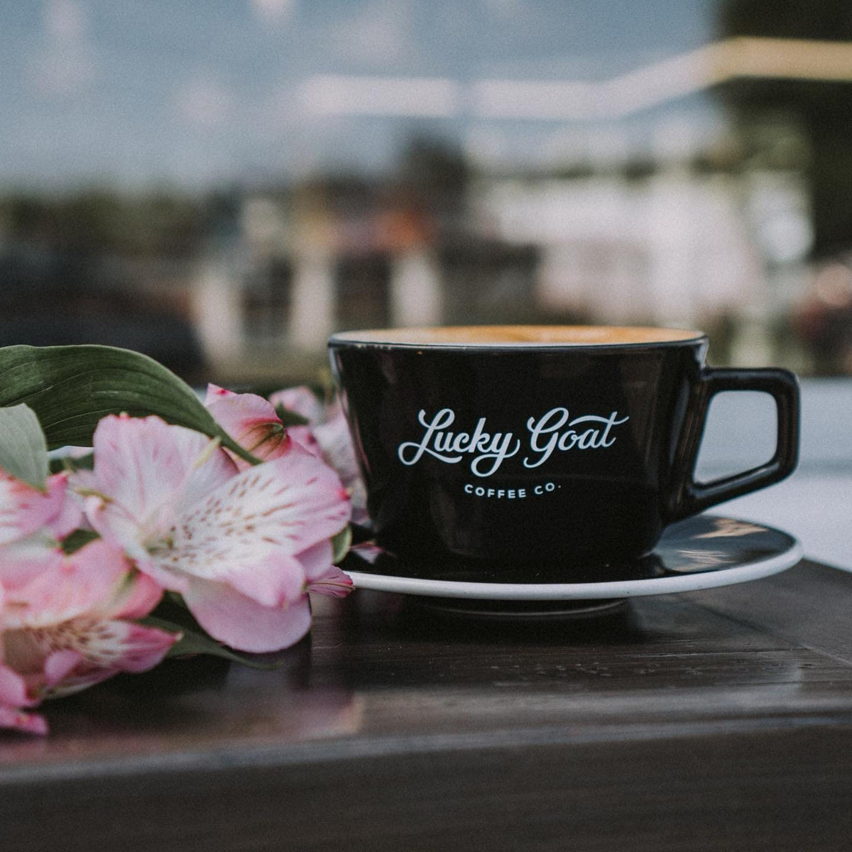 Lucky Goat Southern Pecan pods with Keurig compatibility in action