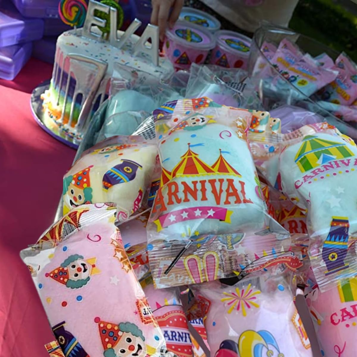 Lupy Lups! carnival-design packaging elevates gifts and party displays.