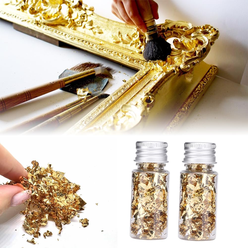 Lwuey gold dust on drinks provides a festive shimmer.