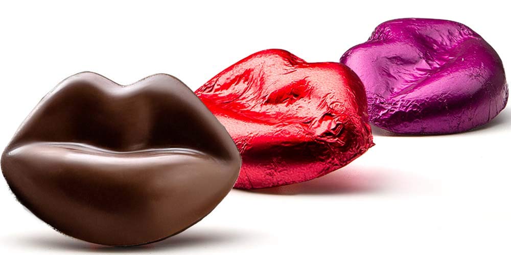 Madelaine Milk Chocolate Lips party favors on display