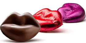 Madelaine Milk Chocolate Lips party favors on display