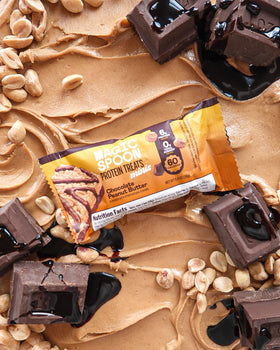 Magic Spoon Mini Treats low sugar and net carbs visually emphasized