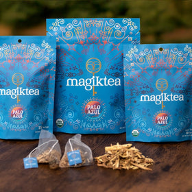 Magiktea Palo Azul blue glow seen in alkaline water