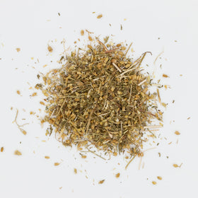 MagJo Naturals yarrow leaves close-up, showing vibrant texture ideal for infusion.