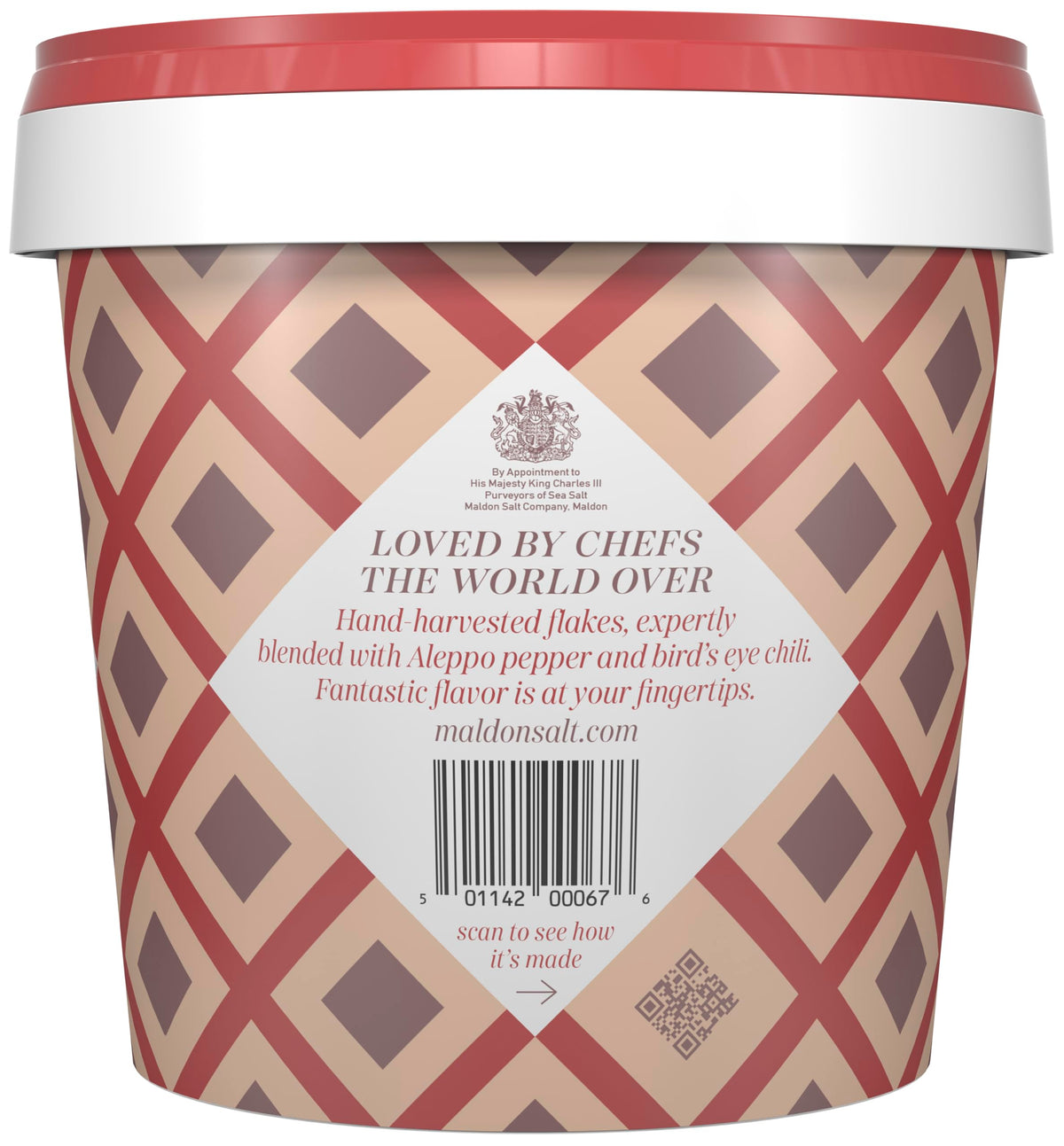 Maldon chili sea salt pyramid flakes close-up highlighting crisp texture and aromatic heat