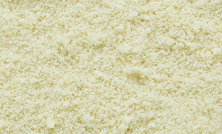 Mandelin almond flour extra-fine texture ideal for macarons and cakes.
