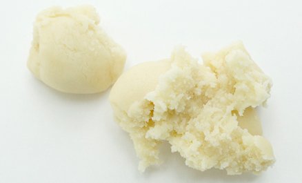 Rolled figures using Mandelin marzipan paste demonstrate smooth texture and precise shaping