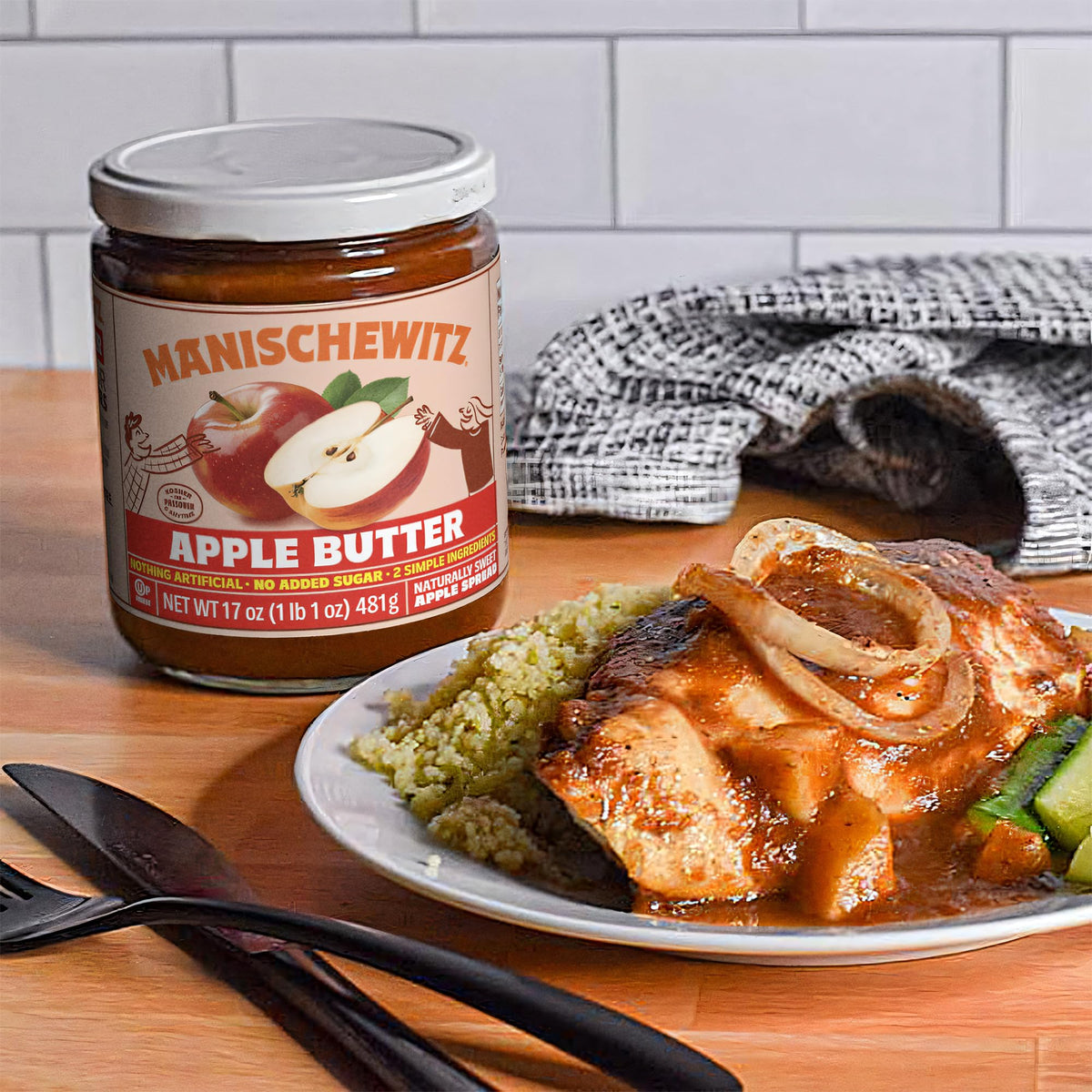 Manischewitz Apple Butter topping cakes offers a smooth, flavor-rich finish.