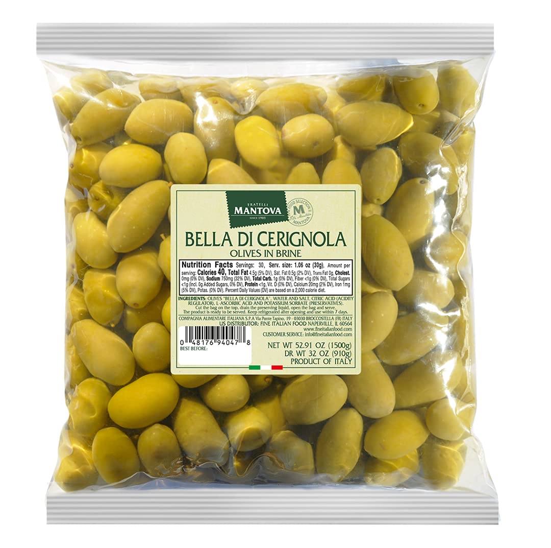 Mantova Bella di Cerignola olives pack—large green olives ideal for antipasti and salads.