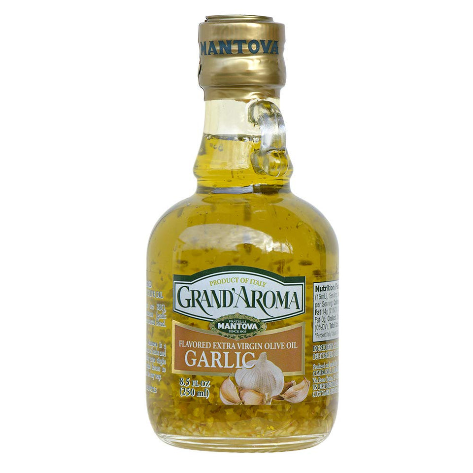 Mantova Garlic Grand'Aroma oil bottle ready for kitchen use with rich aroma