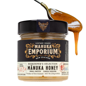 Manuka Emporium Manuka Honey MGO 263+ bottle label showing purity and monofloral origin.