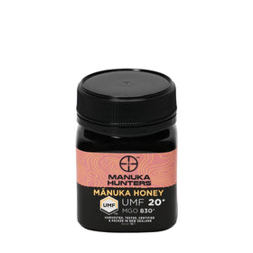 Manuka Hunters UMF 20+/MGO 830+ honey bottle front, premium branding