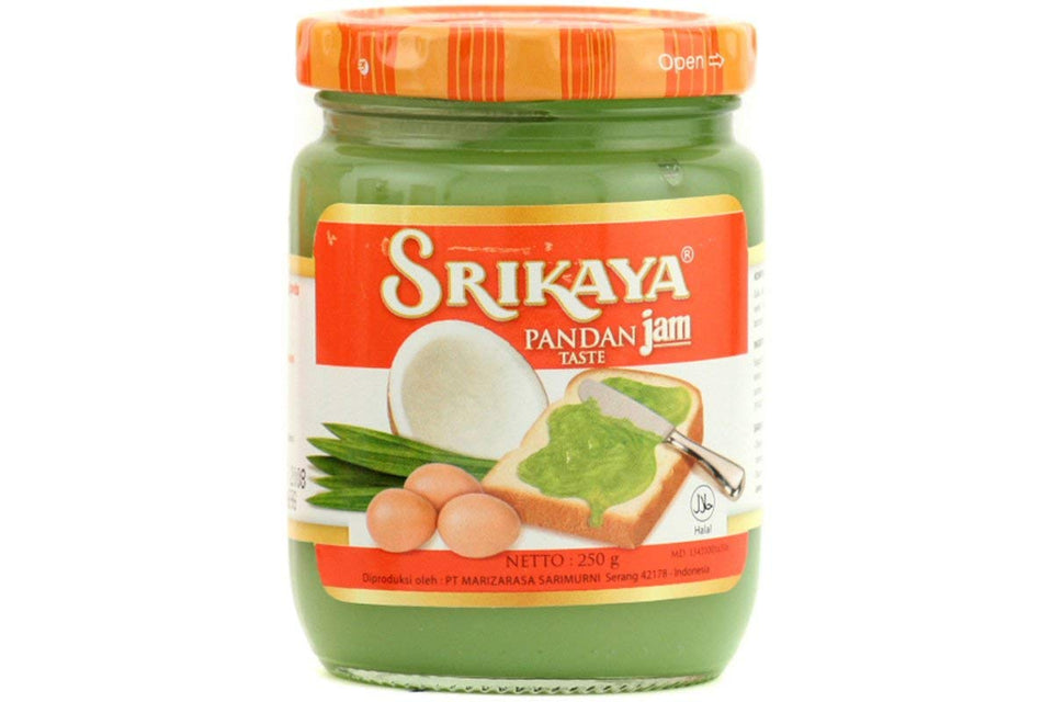 Mariza Pandan Coconut Spread jar – creamy tropical blend, ideal as a quick dessert topping.