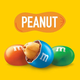 Mashbox M&M peanut chocolate close-up shows roasted peanuts and smooth milk chocolate.
