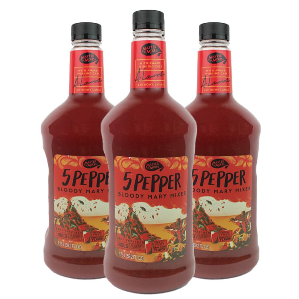 Master of Mixes 5 Pepper Bloody Mary bottle pour highlights bold flavors.