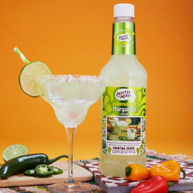 Mango mix bottle with tropical aroma for refreshing drinks