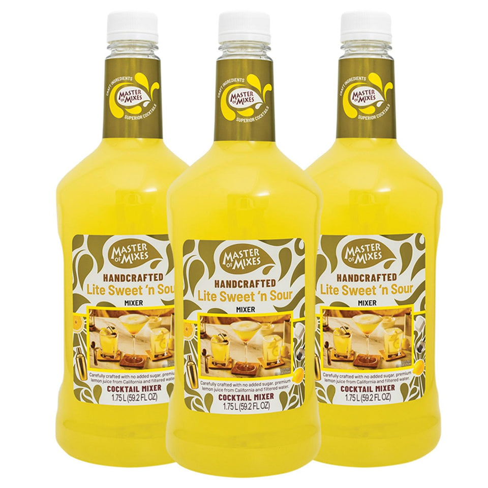 Master of Mixes Sweet N' Sour Lite bottle front for easy at-home cocktails.