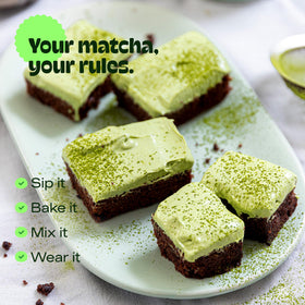 L-theanine-rich MATCHA DNA powder supports calm focus during tea or smoothies.