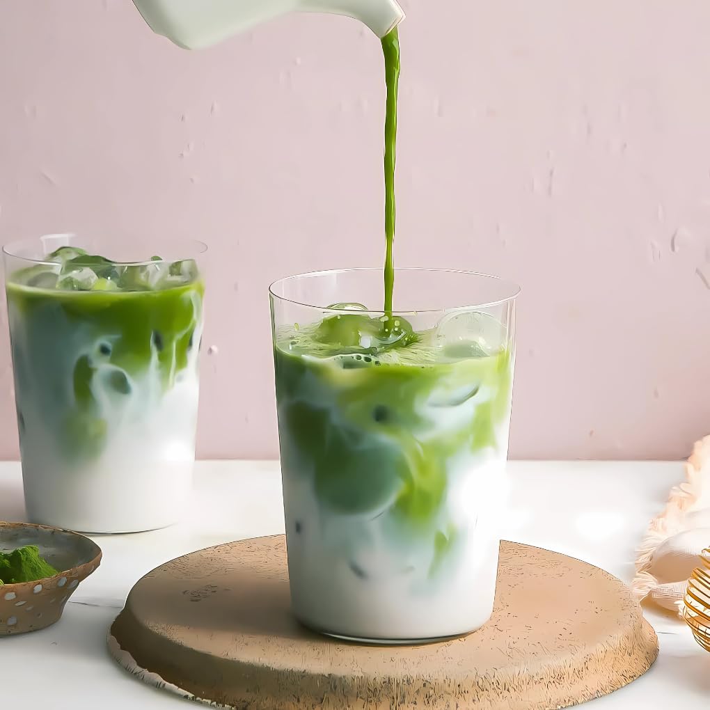 Matcha Sunday 30g tin packaging enables convenient daily servings.