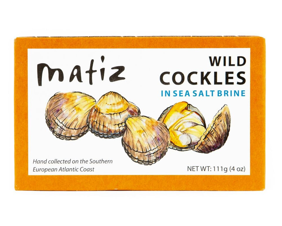 Matiz cockles from Galicia in brine, capturing fresh Atlantic flavors.