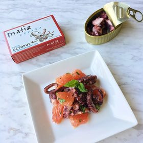 Matiz Pulpo tender flakes in olive oil for salads and light dishes