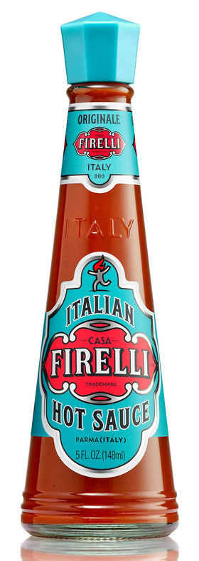 Matthew Walker Casa Firelli bottle close-up for authentic pizza flavor