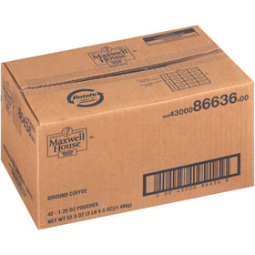 Packaging closeup of MAXWELL HOUSE Master Blend packets ready for quick use.
