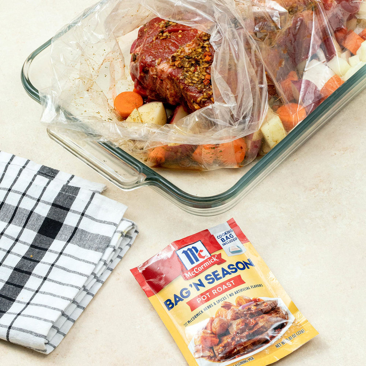 McCormick Bag 'n Season packaging close-up showcasing kit.