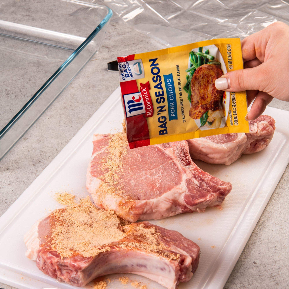 No artificial flavors noted on McCormick Bag 'n Season pork chops