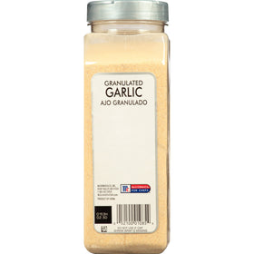 McCormick Culinary granulated garlic pour demonstrates aroma boost for sauces.