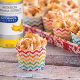 McCormick Culinary imitation banana extract bulk-dispense design supports large-batch prep.