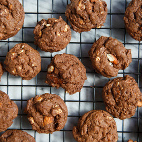 Dessert and beverage ideas using McCormick fruity extracts.