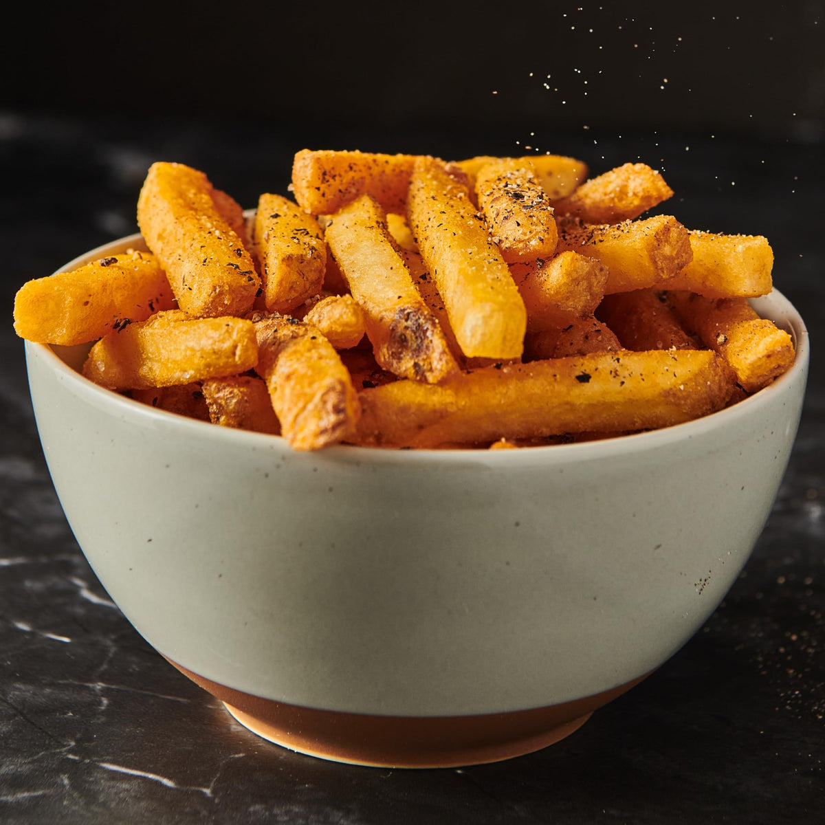 McCormick Garlic Sea Salt Grinder keeps fresh-ground flavor at the table.