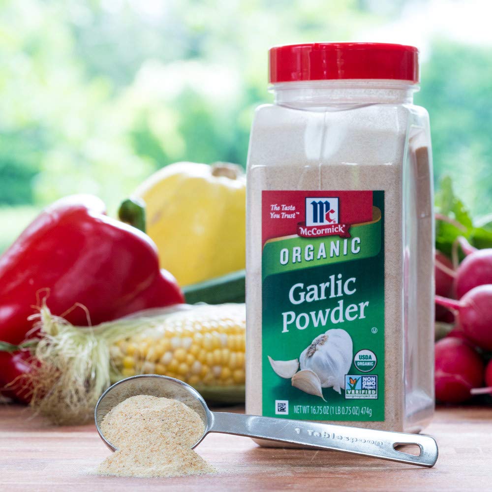 McCormick Organic Garlic Powder scoop for quick, even seasoning