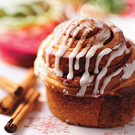 McCormick Organic Saigon Cinnamon spoon-side lid helps precise measurement