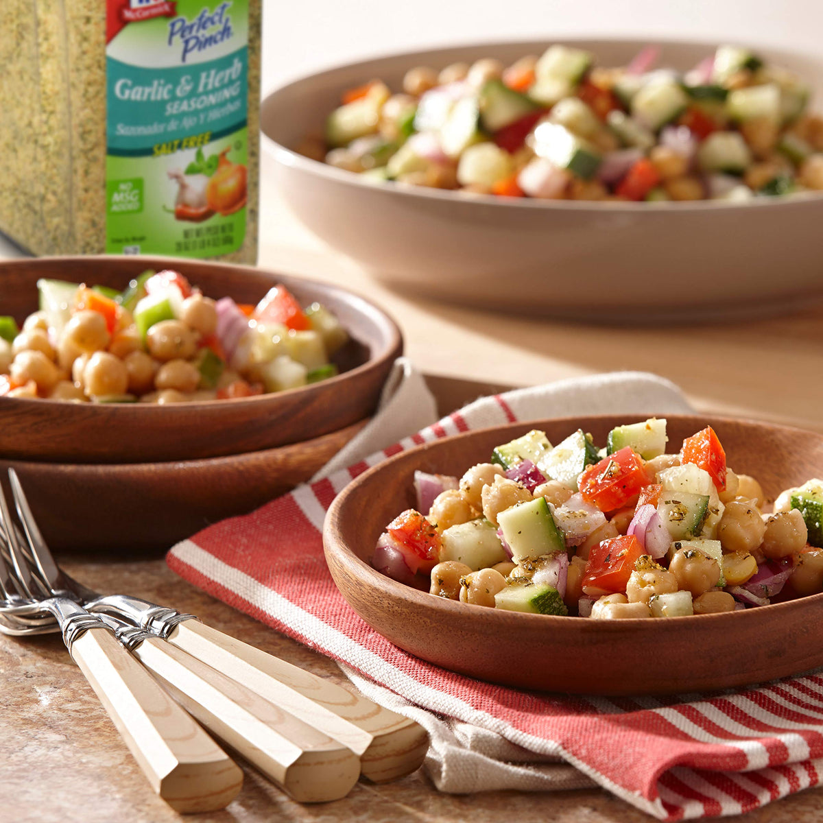 Marinade bowl with McCormick Perfect Pinch Garlic & Herb for vibrant, salt-free flavor.