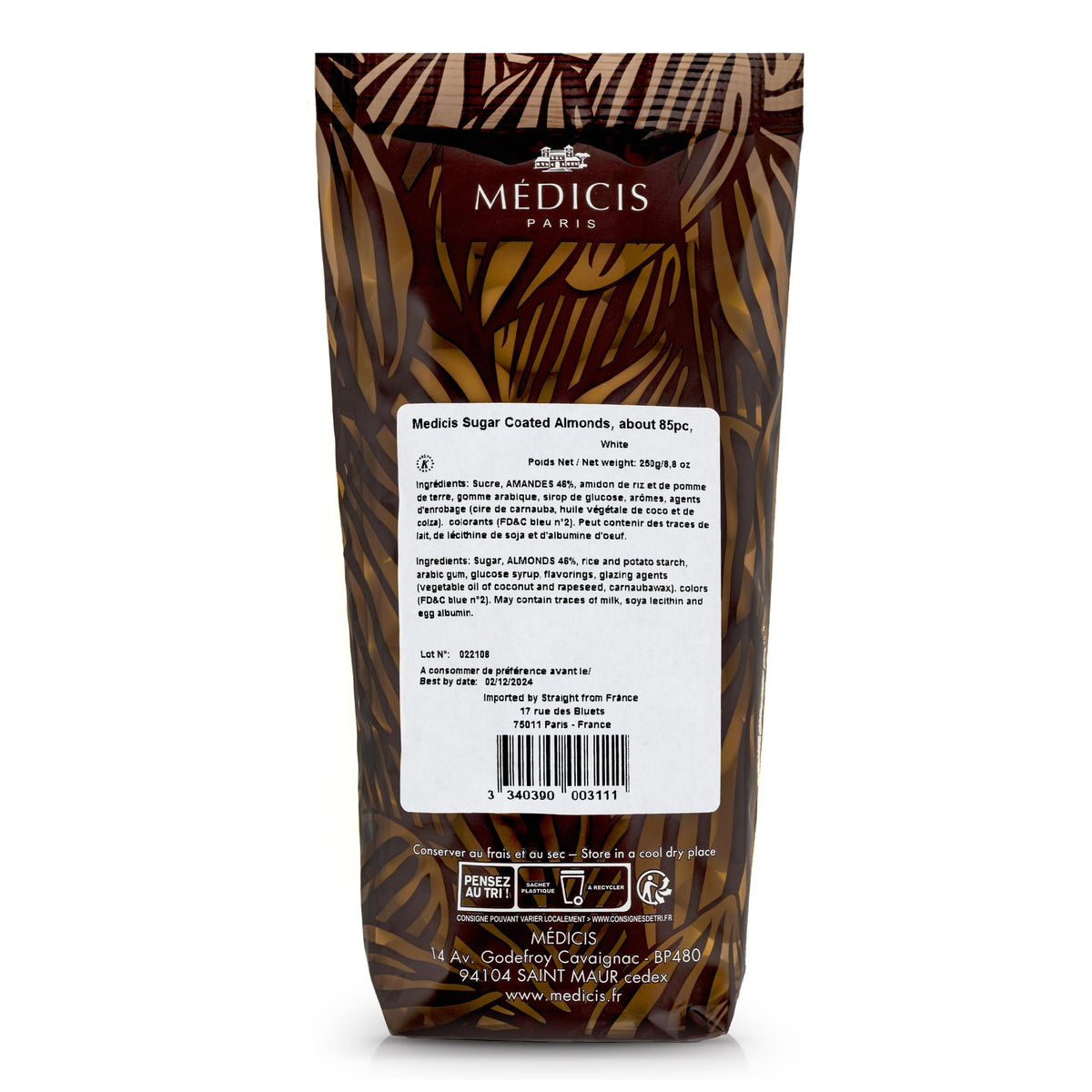 Medicis candied almonds sugar glaze closeup for premium dessert ideas