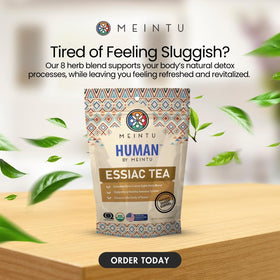 MEINTU Essiac Tea 8-Herb Powder steeped into a warm, caffeine-free cup.